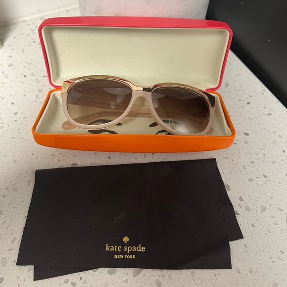 Kate Spade sunglasses - Picture 2 of 5